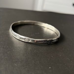 Stamped 925 Sterling Mexico Solid Vintage Bangle